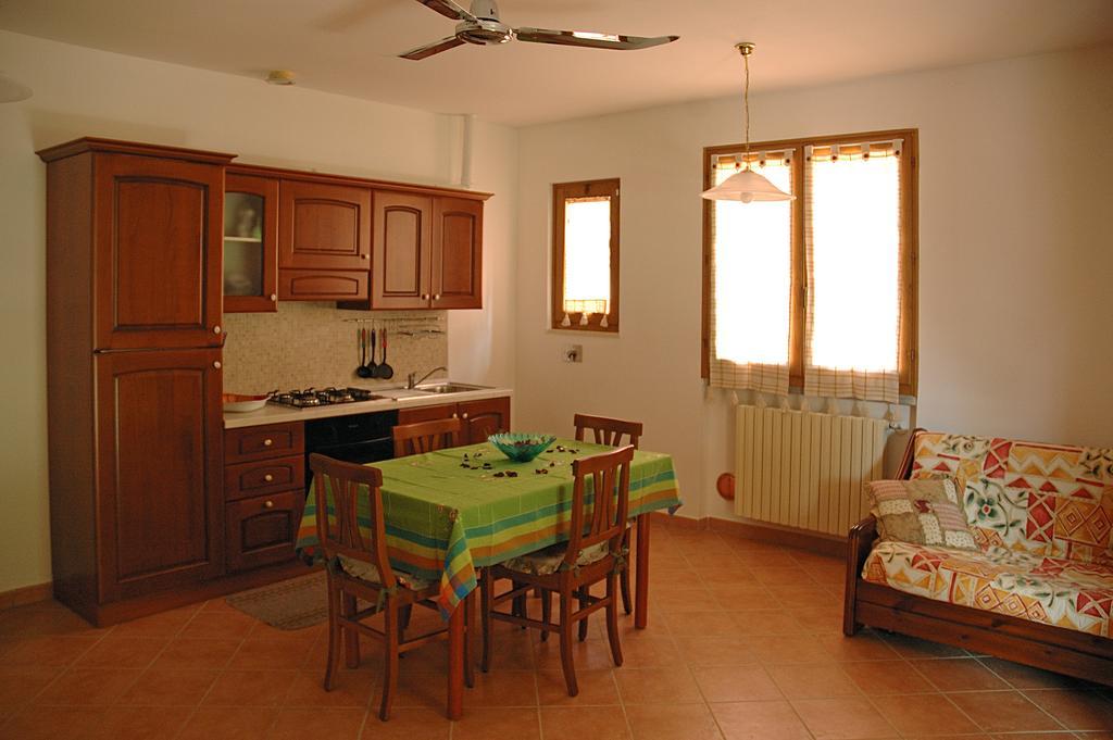 Agriturismo Podere Gozzuto Gavorrano Rom bilde